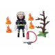 9093 Bombero Con Arbol En Llamas