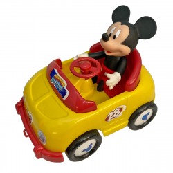 2434 Vehiculo Rueda Libre Con Personajes 16 Cm